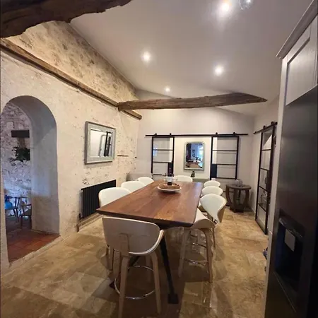 Holiday home Maison De L'olivier Saint-Andre-et-Appelles