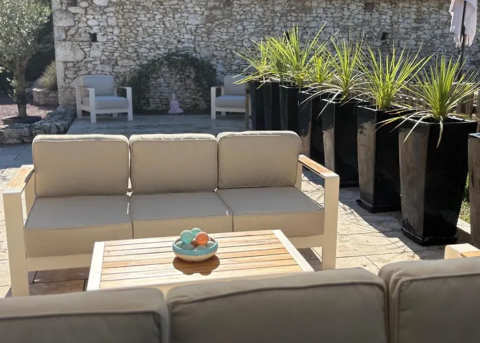 Maison De L'olivier Feriehus *